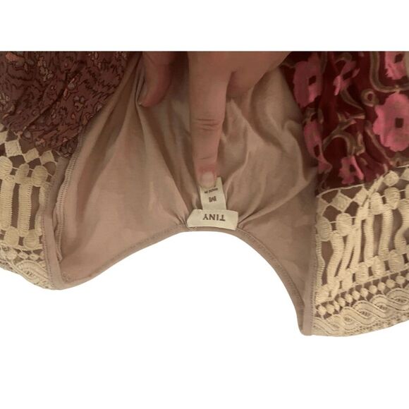 Anthropologie TINY floral fixed wrap top Small Good Condition - Picture 2 of 5